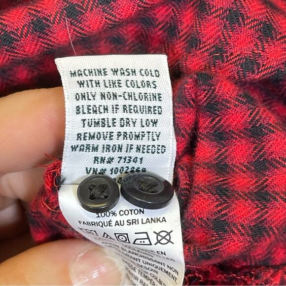 L.L. Bean, Red Plaid Button-Up Shirt. Size Small. In excellent condition! - Picture 6 of 8